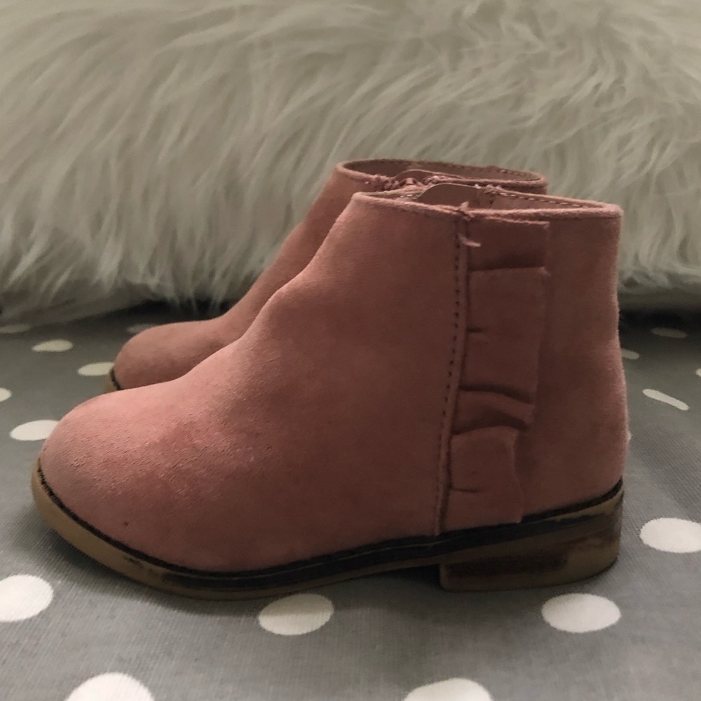 Cat & Jack pink Booties